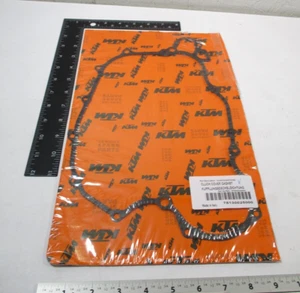 NEW NOS OEM KTM CLUTCH COVER GASKET 78130025000 450XC-W 500EXC 500XCW lm - Picture 1 of 3