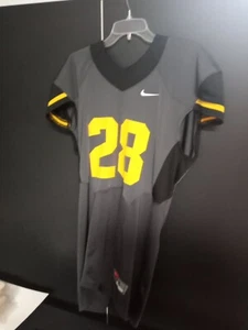 Nike Men's Large Football Jersey #28 Gray Yellow Short Sleeve Stretch Black Grey - Picture 1 of 1