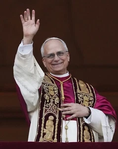 Pope Leo 10" x 8" Photograph no 1 - Picture 1 of 1