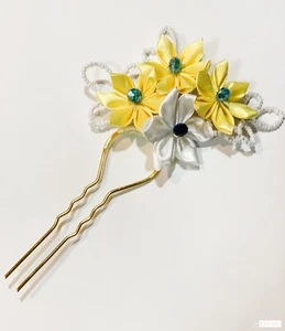 1 pc of Japanese Kanzashi Floral Hair Fork Stick Hair Pick Flower In Seed Beads - Picture 1 of 3