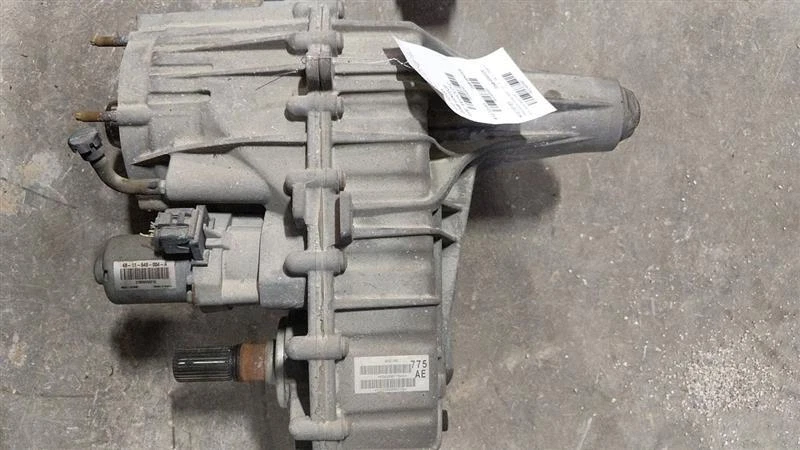 2019 new style Ram 1500 Transfer Case 2400591 - Image 1 of 4