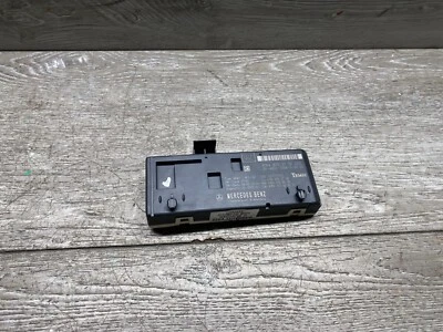 MÓDULO DE CONTROL ELEVADOR PUERTA TRASERA MERCEDES BENZ W164 R GL ML CLASE 2009-12 Foto 1 de 4