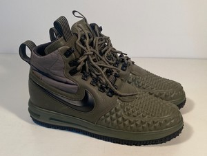 sneakerboots nike