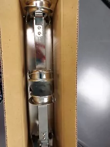 Dispensador de tejido inodoro de doble rollo San Jamar R260XC, cromado - Imagen 1 de 3