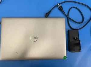 DELL LATITUDE 5520 11TH GEN I5-1145G7 2.60 GHZ 16GB 256GB SSD LAPTOP W/ ADAPTER - Picture 1 of 11