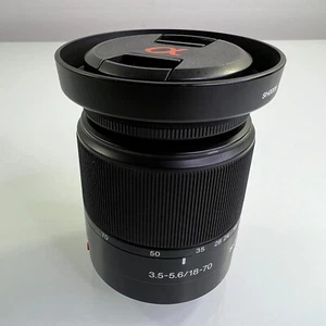 Sony DT 18-70mm f3.5-5.6 18-70 Macro Zoom Lens w/ Sunpak 55mm Ultraviolet filter - Picture 1 of 9