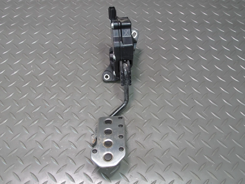 08-14 LEXUS IS250 IS350 IS-F RWD GAS ACCELERATOR PEDAL 78110-53041 OEM - Image 1 of 4