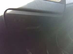 530I      2003 Glove Box 3760380 - Bild 1 von 2