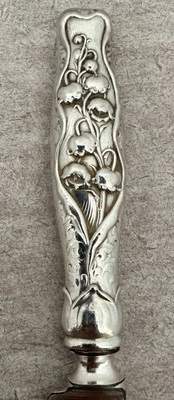 CUCHILLOS DE LEY FINE WHITING MFG LILY OF THE VALLEY 8 5/8” GRANDES HOJAS ORIGINALES SP Foto 1 de 4