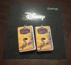 Disney Glöckner von Notre Dame Esmeralda Ohrringe VHS. Neu. Front & Back Design - Bild 1 von 11