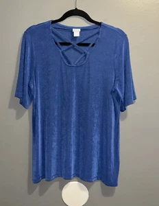 Chicos TRAVELERS Top Damen 2 L 12 Kurzarm blau kreuz und quer Slinky schimmernd - Bild 1 von 12
