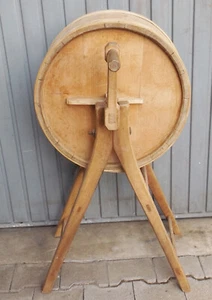 Altes großes Schweizer Holz Butterfaß mit Metallverschluß " Selten Sammlerobjekt - Bild 1 von 7