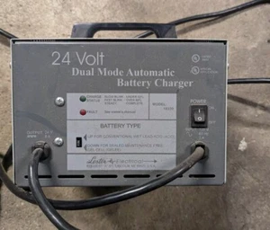 24 volt charger for M3 Corpus wheelchair - Picture 1 of 4
