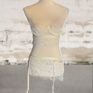Mapale Set aus BH, Rock & String weiß neu mit Etikett - Größe S/M - Bild 1 von 10