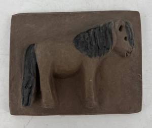 Vintage Retro SMALL / MINIATURE ART POTTERY HORSE WALL PLAQUE Signed JN - Picture 1 of 7