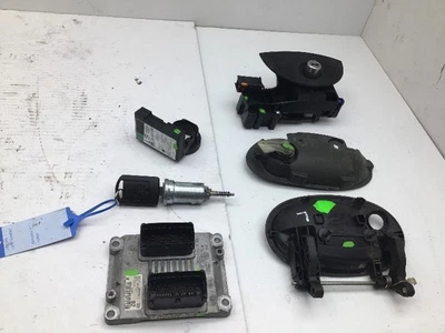 Centralina motore Opel Corsa C (X01) 091142BZ 0261206074 SET ECU 1.2L 75CV 00-03 - Immagine 1 di 4