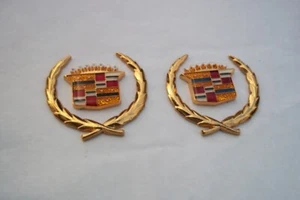 NEW 70s 80s 90s CADILLAC ROOF PANEL CREST WREATH EMBLEM SET 4 PCS. NEW - Picture 1 of 4