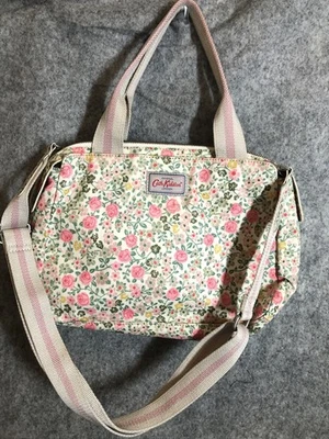 Bolso de Mano Cath Kidston Floral Rosa Lona Recubierta Mediana Cremallera Superior Correa para el Hombro Foto 1 de 4