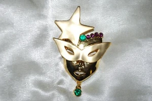 Golden Crystal Mardis Gras Mask Pin Star French Quarter Carnival Rio Bourbon MG9 - Picture 1 of 3