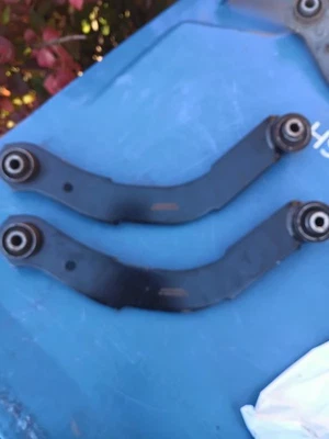 2012 Jeep Patriot верхний задний рычаг управления - Изображение 1 из 4