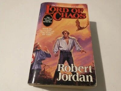 The wheel of time Dash Lords of chaos. Robert Jordan. PB - Image 1 of 4