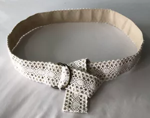 Vtg Belt Hippie Boho Halloween Costume White Lace On Beige Adj Cinch Waist S M L - Picture 1 of 10