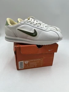 Nike Women’s Cortez Deluxe Size 10.5 White Varsity Blue Cloud 307169-141 NOS - Picture 1 of 11