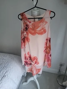 Ladies Coast Size 10 Bold Print Summer Top, Lined, Elegant With Bottom Fastening - Picture 1 of 6