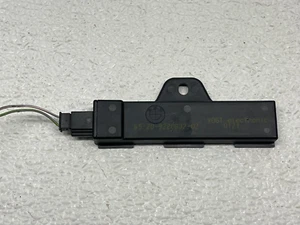 2011-2016 BMW F10 528i XDrive Bootlid Antenna Amplifier OEM - Picture 1 of 12