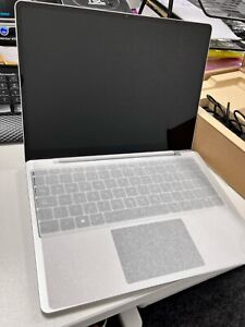 Microsoft Surface Laptop Go 12.4" (64GB eMMC, Intel Core i5-1035G1, 1.00 GHz,...