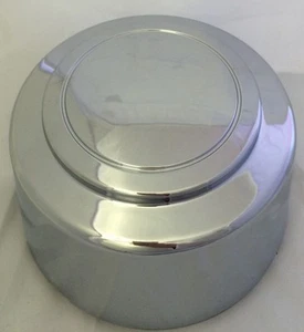 1995-2008 F250 F350 E250 E350 SRW Rear Wheel Center Cap NEW - Picture 1 of 2