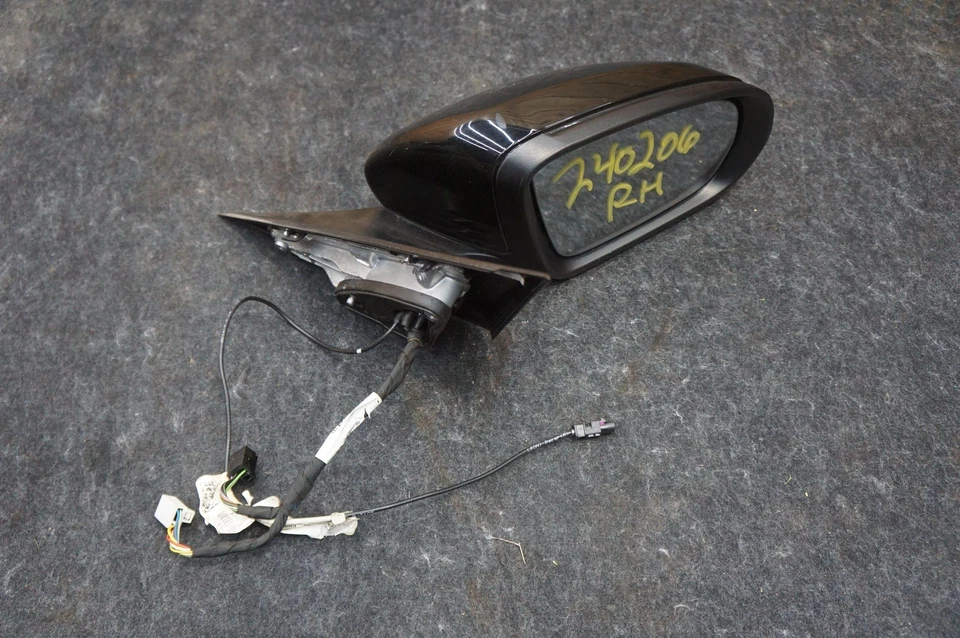 Right Door Mirror Black OEM 2058100605 Mercedes C-Class C43 AMG W205 17-21 *Note - Image 1 of 4