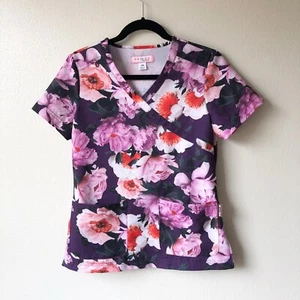 Blusa Médica Koi XS Kristen para Mujer Púrpura Rosa Floral Bolsillos Imitación Envoltura - Imagen 1 de 14