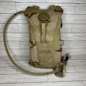 *READ Camelback 3L Maximum Gear Desert Camouflage Hydration Backpack Thermobak - Picture 1 of 16