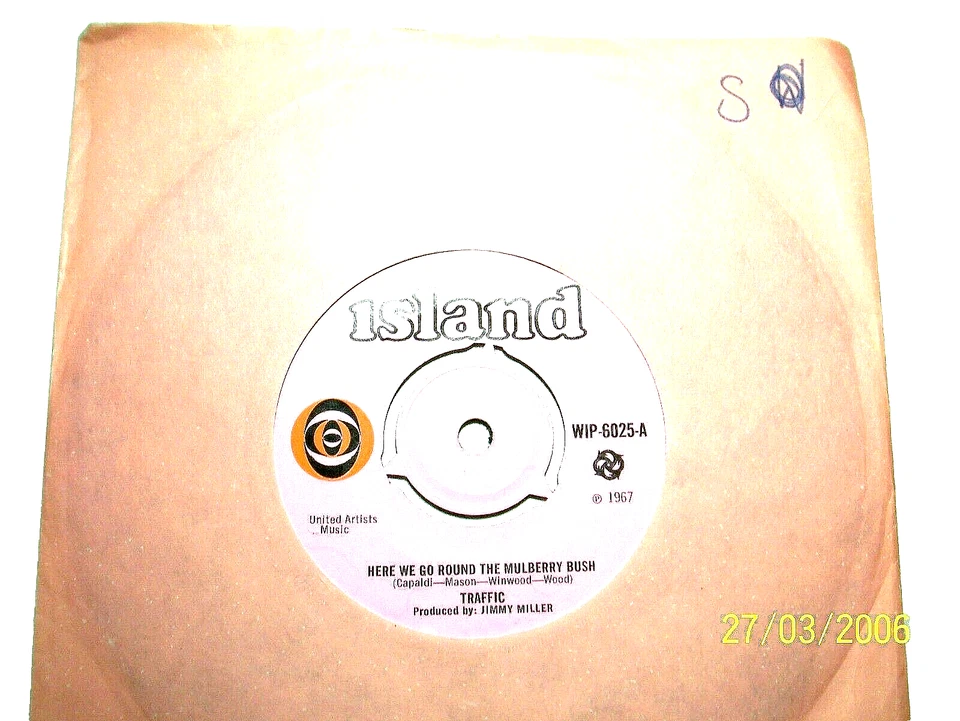 45rpm viny record.....Traffic.....Here We Go Round The Mulberry Bush.....60s Pop - Image 1 of 1