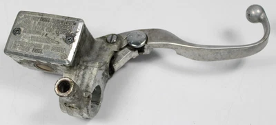 Главный тормозной цилиндр 03 Kawasaki Vulcan VN1600  - Изображение 1 из 4