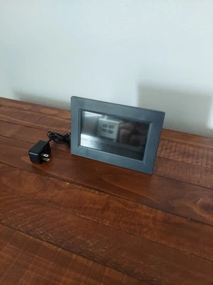 Aluratek 7" Digital Photo Frame Automatic Slideshow SD Compatible  - Image 1 of 4