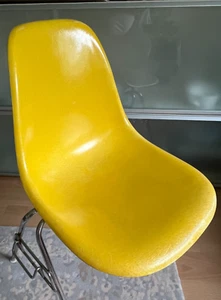 Rare VINTAGE DESIGN Stuhl EAMES Chair Herman Miller Vitra Fiberglas Gelb Yellow - Bild 1 von 19