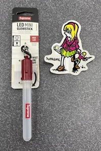 Supreme LED Mini Glow Stick Schlüsselanhänger SS18 DS + KOSTENLOSER AUFKLEBER - Bild 1 von 5