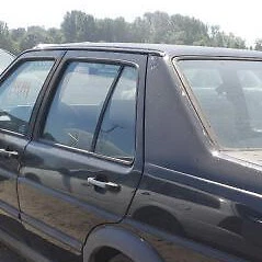 Vidrio de ventilación de puerta trasera izquierda Volkswagen Jetta 4 puertas: 1985, 1986, 1987 - 1992 Foto 1 de 4