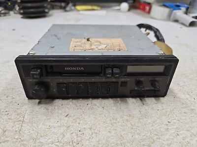 Radio casette sintonizador electrónico de cuarzo Honda 08118-SH204-AH Foto 1 de 4