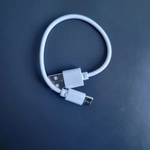 20cm Ultra Short White USB C Male-to-Male Charging Cable - Picture 1 of 2
