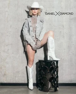 Daniel x Diamond The Tall T Boot Womens 9 Cowgirl Bling Western Designer New - Picture 1 of 15