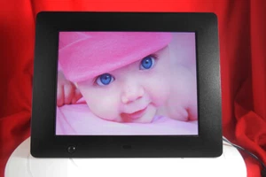 NIX X08C Hu-Motion: 8 Inch Digital Picture Frame with Motion Detection (Ref 007) - Picture 1 of 12