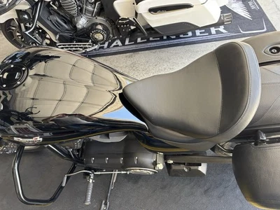 Asiento de stock para Victory Vegas Eight Ball 2015. Foto 1 de 3