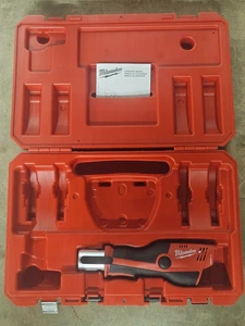 Milwaukee M12 Force Logic Prensa/Herramienta de Crimpado con Estuche Modelo # 2473-20 Herramienta Desnuda - Imagen 1 de 4