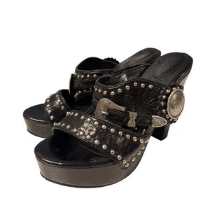 Womens Black Studded Western Buckle Platform Mules Sandals Heels Size 8.5 - Picture 1 of 6