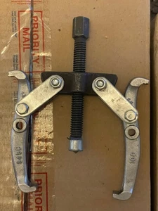 S45C 2-Jaw Gear Puller – Removal Tool for Gears Pulleys Flywheels 4" - Bild 1 von 4