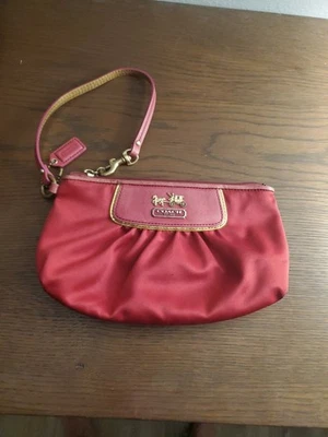 Coach Amanda wristlet magenta and gold - Image 1 of 4