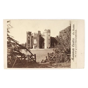 Malahide Castle & Gardens CDV Foto c1865 Irlanda Cerca y Tarjeta Hombre Sentado C4105 - Imagen 1 de 2